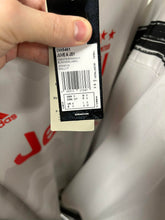 Load image into Gallery viewer, Juventus 2019-2020 Away Shirt (BNWT) S
