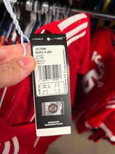 Load image into Gallery viewer, Manchester United 2020-2021 Home Football Shirt (BNWT) S