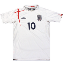 Load image into Gallery viewer, England 2006-2007 Home Football Shirt Michael Owen (Excellent) S
