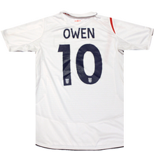 Load image into Gallery viewer, England 2006-2007 Home Football Shirt Michael Owen