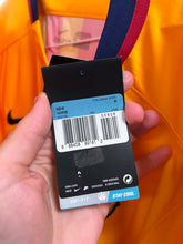 Load image into Gallery viewer, Barcelona 2015-2016 Away Football Shirt (BNWT) M
