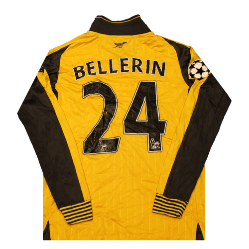 Arsenal 2016-2017 Away Football Shirt Bellerin 