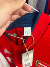 Load image into Gallery viewer, Arsenal 2021-2022 Home Football Shirt (BNWT) XL
