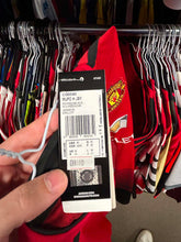 Load image into Gallery viewer, Manchester United 2018-2019 Home Football Shirt (BNWT) M
