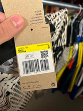 Load image into Gallery viewer, Chelsea 2022-2023 Training Football Shirt (BNWT) S
