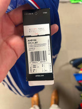 Load image into Gallery viewer, Chelsea 2015-2016 Home Football Shirt (BNWT) L
